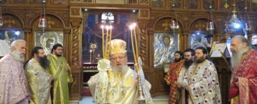 Αιτωλίας Κοσμάς: Τί προδοσία..! ..να λέμε εμείς στους πιστούς να καθίσουν έξω..!
