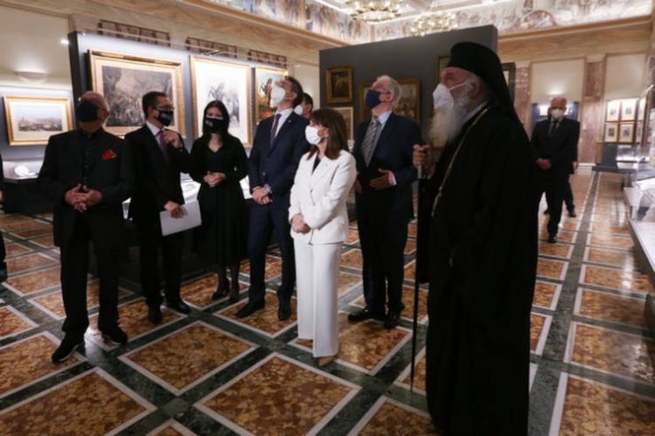 Ο Αρχιεπίσκοπος στα εγκαίνια επετειακής έκθεσης της Βουλής