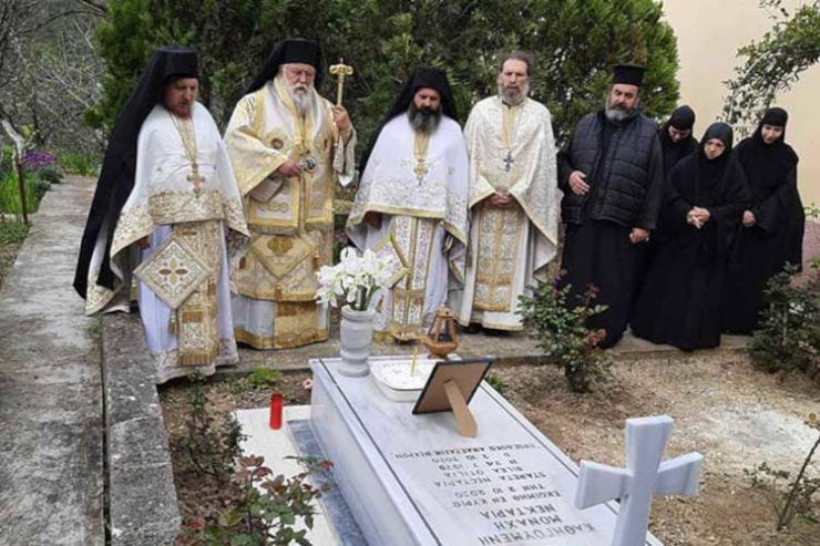 Εξάμηνο μνημόσυνο Γερόντισσας Νεκταρίας στους Μακράδες Κερκύρας