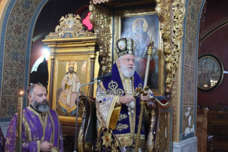 Προηγιασμένη Θεία Λειτουργία στην Ερμούπολη