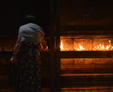 Στην προσευχή σου να παρακαλάς για τους άλλους
