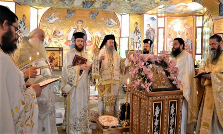 Δέηση στην Παναγία τη Δακρυρροούσα