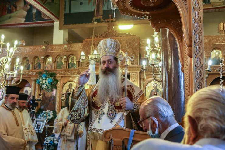 Φθιώτιδος Συμεών: Να μην ζούμε με το δικό μας πνεύμα, αλλά με το Άγιο Πνεύμα