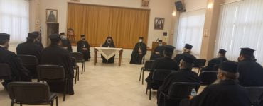 Ιερατική Σύναξη στη Σαντορίνη