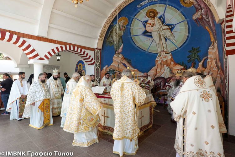 Εγκαίνια Καθολικού Ιεράς Μονής Παντοκράτορος στη Ρουμανία (ΦΩΤΟ)