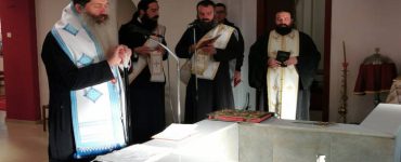 Βαπτίσεις Ενηλίκων από τον Φθιώτιδος Συμεών