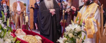 Τελέστηκε η εξόδιος ακολουθία του μακαριστού πρωτοπρεσβυτέρου Βασιλείου Μπαξεβάνη