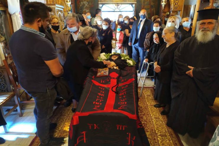 Εξόδιος ακολουθία μοναχής Μελετίας
