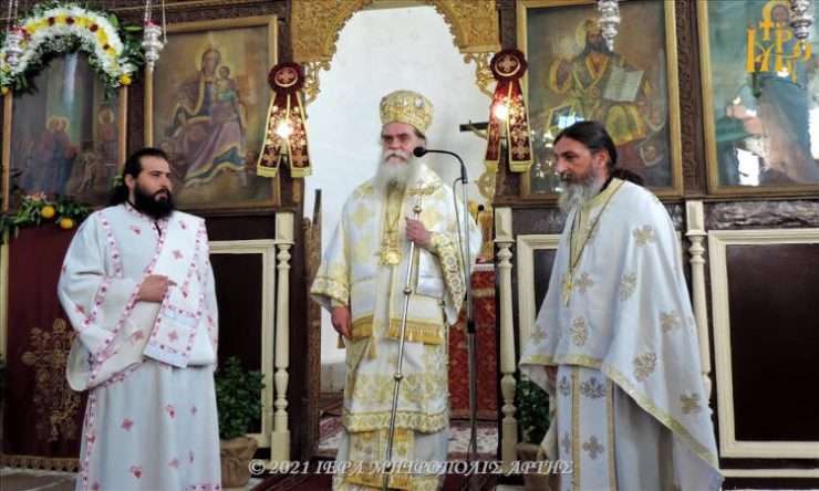 Άρτης Καλλίνικος: Να αφιερωθούμε, όπως η Παναγία, στον Υιό της