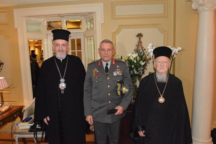 Η Υπουργός Πολιτισμού και Αθλητισμού και ο Αρχηγός ΓΕΕΘΑ επισκέφθηκαν τον Οικουμενικό Πατριάρχη