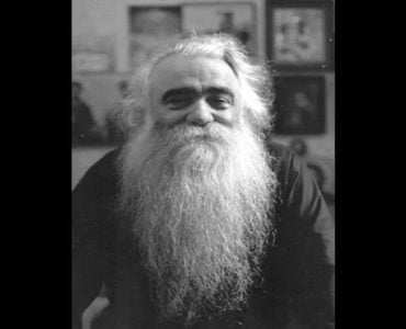 Γέροντας Ανανίας Κουστένης: Να ανοιγόμαστε στον Χριστό και στην Παναγία