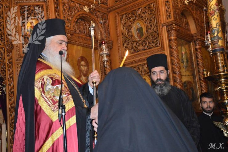 Μοναχική κουρά στη Μητρόπολη Νεαπόλεως