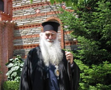 Είμαστε άξιοι να κοινωνούμε τακτικά;