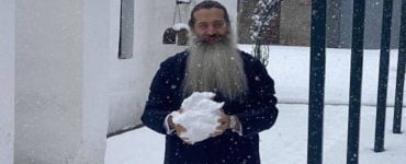 Ο Φθιώτιδος Συμεών περιοδεύοντας μέσα στα χιόνια…