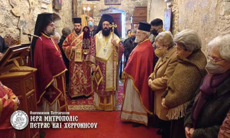 Η Σύναξη της Παναγίας της Βρεφοτρόφου στη Μητρόπολη Πέτρας