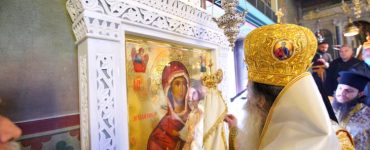 Ενθρόνιση Παναγίας Παντανάσσης στον Άγιο Νείλο Πειραιώς