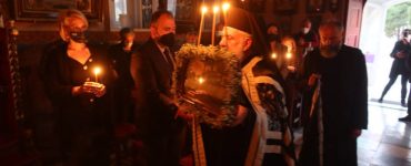 Η Ακολουθία του Νιπτήρος στη Μητρόπολη Σύρου