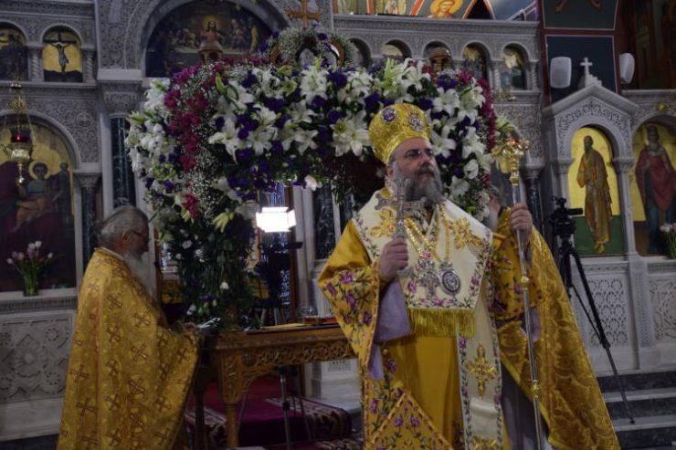 Η πρώτη Ανάσταση του Κυρίου στη Μητρόπολη Τρίκκης