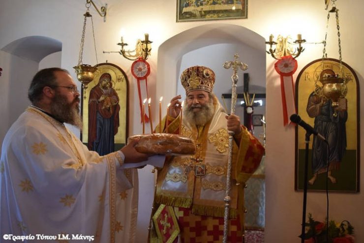 Μάνης Χρυσόστομος: Ο Άγιος Κωνσταντίνος είδε τον Σταυρόν στον ουρανό και η Αγία Ελένη τον βρήκε στη γη
