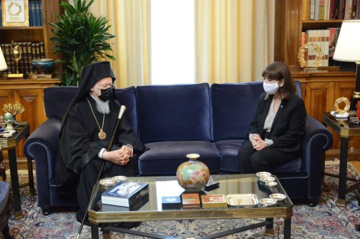 Ευχές ΠτΔ στον Οικουμενικό Πατριάρχη για την ονομαστική εορτή του