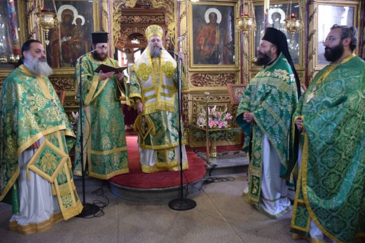 Λαμπρός ο Εορτασμός των Εισοδίων της Θεοτόκου στον Ιερό Ναό Παναγίας Επισκέψεως Τρικάλων