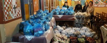 Δέματα Αγάπης από την Ιερά Μητρόπολη Λαρίσης και Τυρνάβου