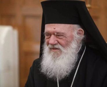 Αρχιεπίσκοπος: Όπως και το 1999 έτσι και σήμερα στεκόμαστε στο πλευρό των φίλων λαών της Τουρκίας και της Συρίας