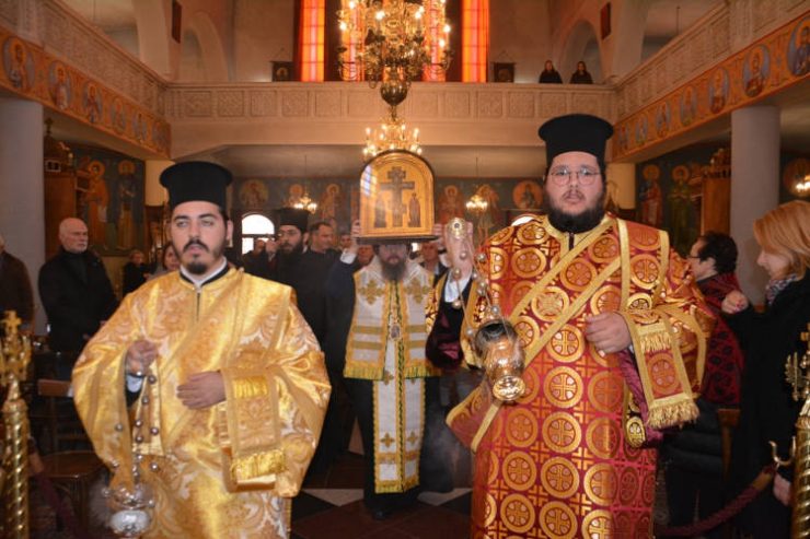 Πανηγυρικά εορτάσθηκε η Κυριακή της Σταυροπροσκυνήσεως σε ολόκληρη την Ιερά Μητρόπολη