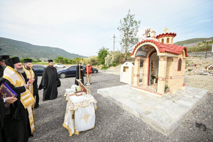 Τρισάγιο για τα θύματα της τραγωδίας στα Τέμπη από τον Αρχιεπίσκοπο Αυστραλίας