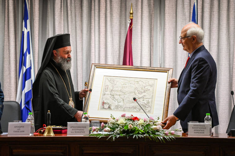 Ο Αρχιεπίσκοπος Αυστραλίας ανακηρύχθηκε Επίτιμος Δημότης Λαρισαίων
