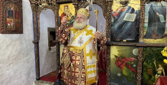Με λαμπρότητα η πανήγυρη του Ιερού Ναού Αγίου Αντωνίου Καλαμαύκας