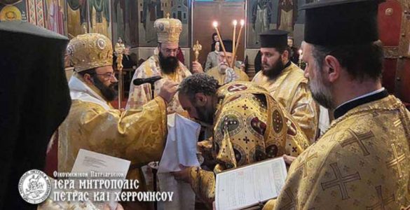 Κουρά μοναχού και χειροτονία διακόνου στη Μητρόπολη Πέτρας