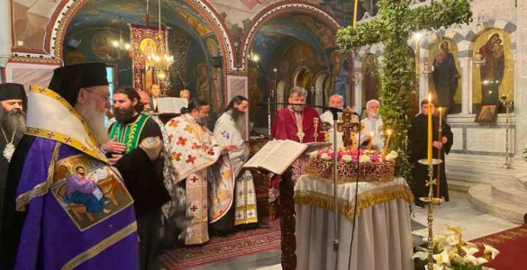 Οι Χαιρετισμοί του Τιμίου Σταυρού στην Κόρινθο