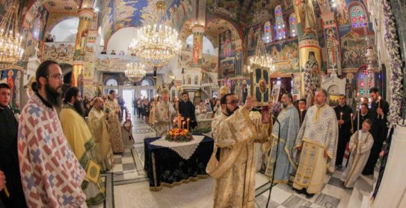 Η Κυριακή της Σταυροπροσκυνήσεως στο Ιερό Προσκύνημα του Οσίου Ιωάννου του Ρώσσου στο Νέο Προκόπι