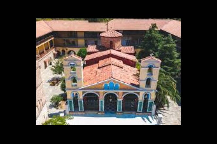 Κλοπή ξυλείας στην Ιερά Μονή Παμμεγίστων Ταξιαρχών Αιγίου