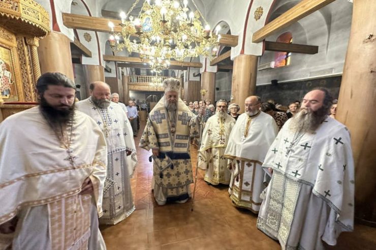 Τίμησαν την Παναγία «Η ΕΛΠΙΣ ΤΩΝ ΧΡΙΣΤΙΑΝΩΝ» στη Μητρόπολη Τρίκκης