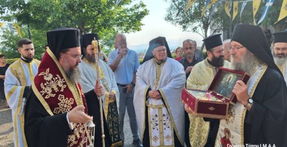 Υποδοχή της Δεξιάς Χειρός της Αγίας Παρασκευής στο Αγρίνιο