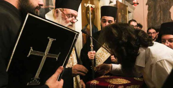 Κουρά του μοναχού Παϊσίου στην Ιερά Μονή Ασωμάτων Πετράκη