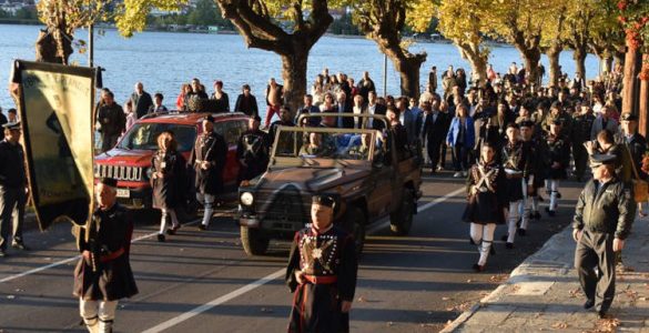 Μεγαλειώδης ιστορική Πομπή Μνήμης για τα 120 χρόνια από την θυσία του ήρωα Παύλου Μελά, στην Καστοριά