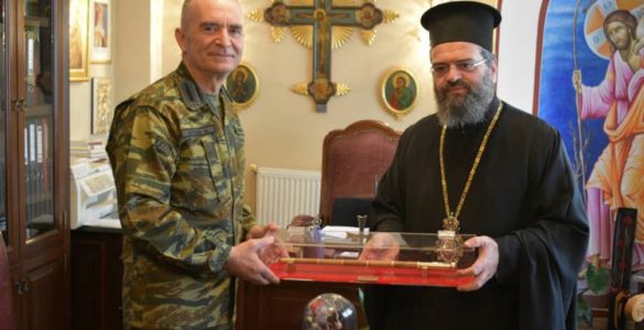 Επίσκεψη Αρχηγού ΓΕΣ στον Μαρωνείας Παντελεήμων