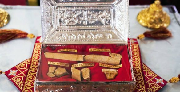 Ιερά Λείψανα των Αγίων Ενδόξων πέντε Μαρτύρων στην Παναγία Δοβρά Βεροίας