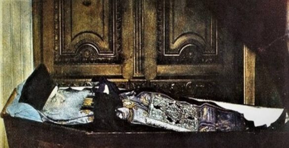 Πανήγυρις Ανακομιδής Ιερού Λειψάνου Αγίου Νεκταρίου στα Τρίκαλα