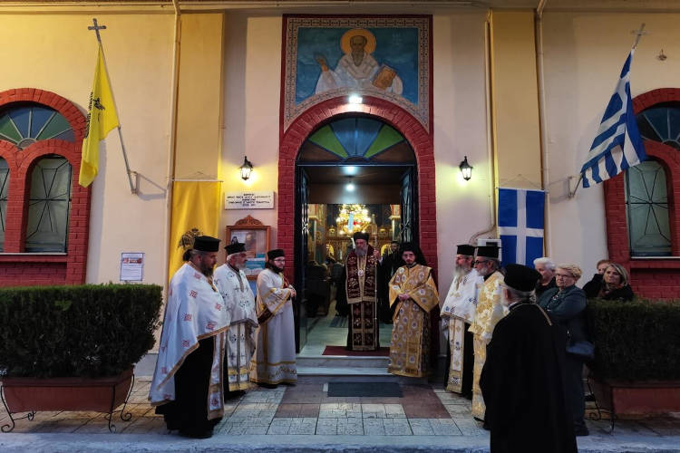 Υποδοχή της δίζωνης Εικόνος της Υπεραγίας Θεοτόκου στην Καρδίτσα