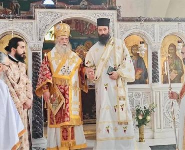 Κουρά Μοναχού και Χειροτονία Διακόνου στη Μητρόπολη Δράμας